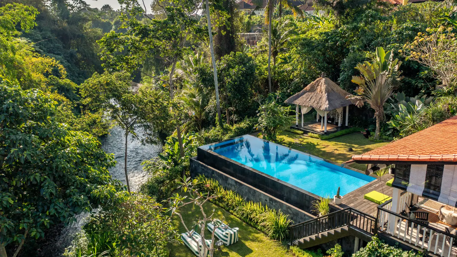 Luxurious 3BR Private Villa in Ubud