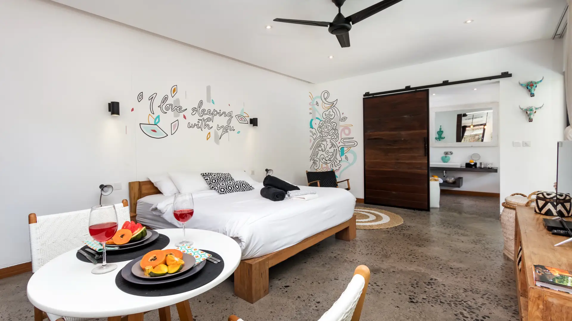 Bedroom - Villa Lora