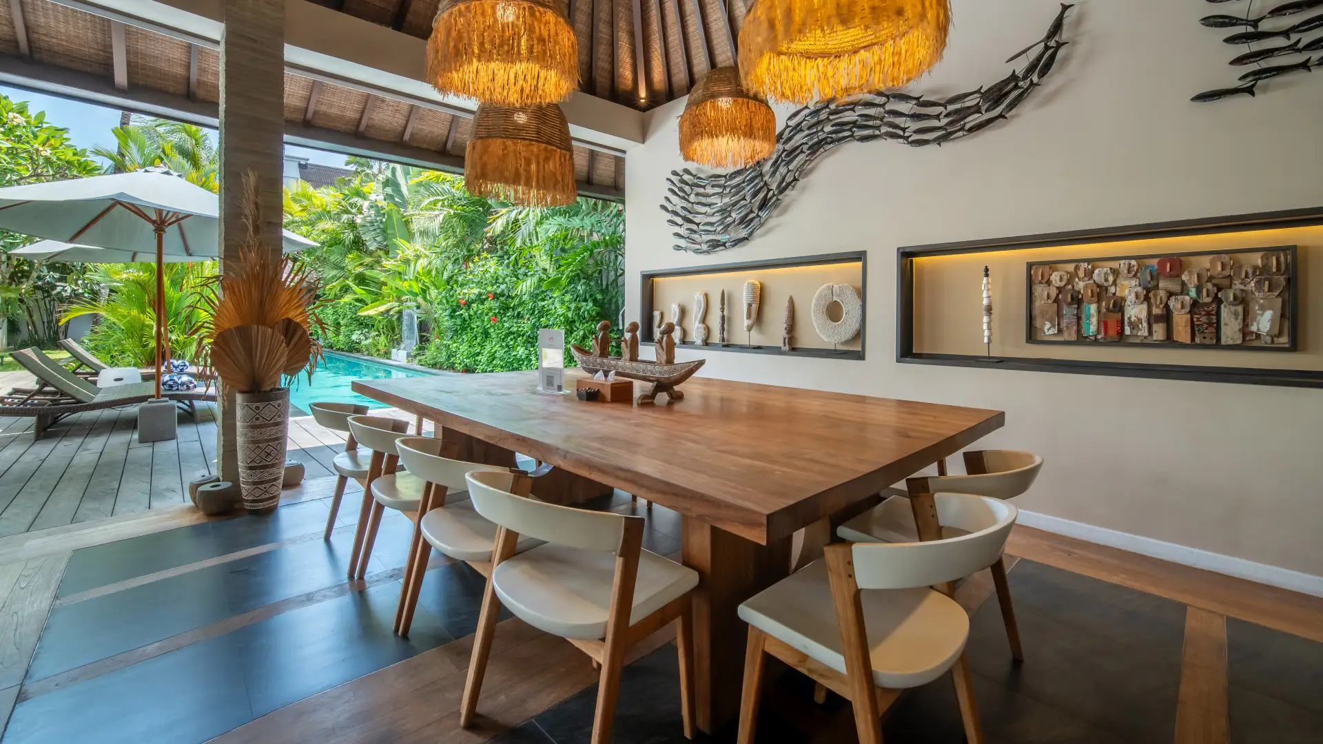 Dining Room - Villa Nikaia