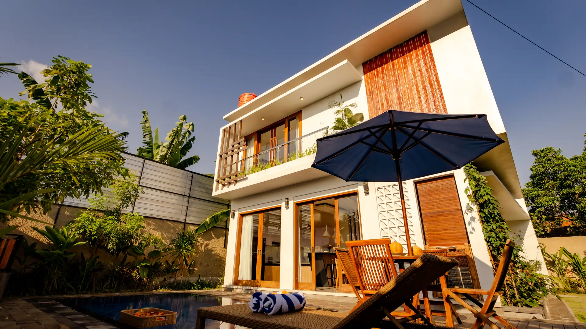 Serene 4BR Villa w/ Pool & Lush Garden, Near Ubud