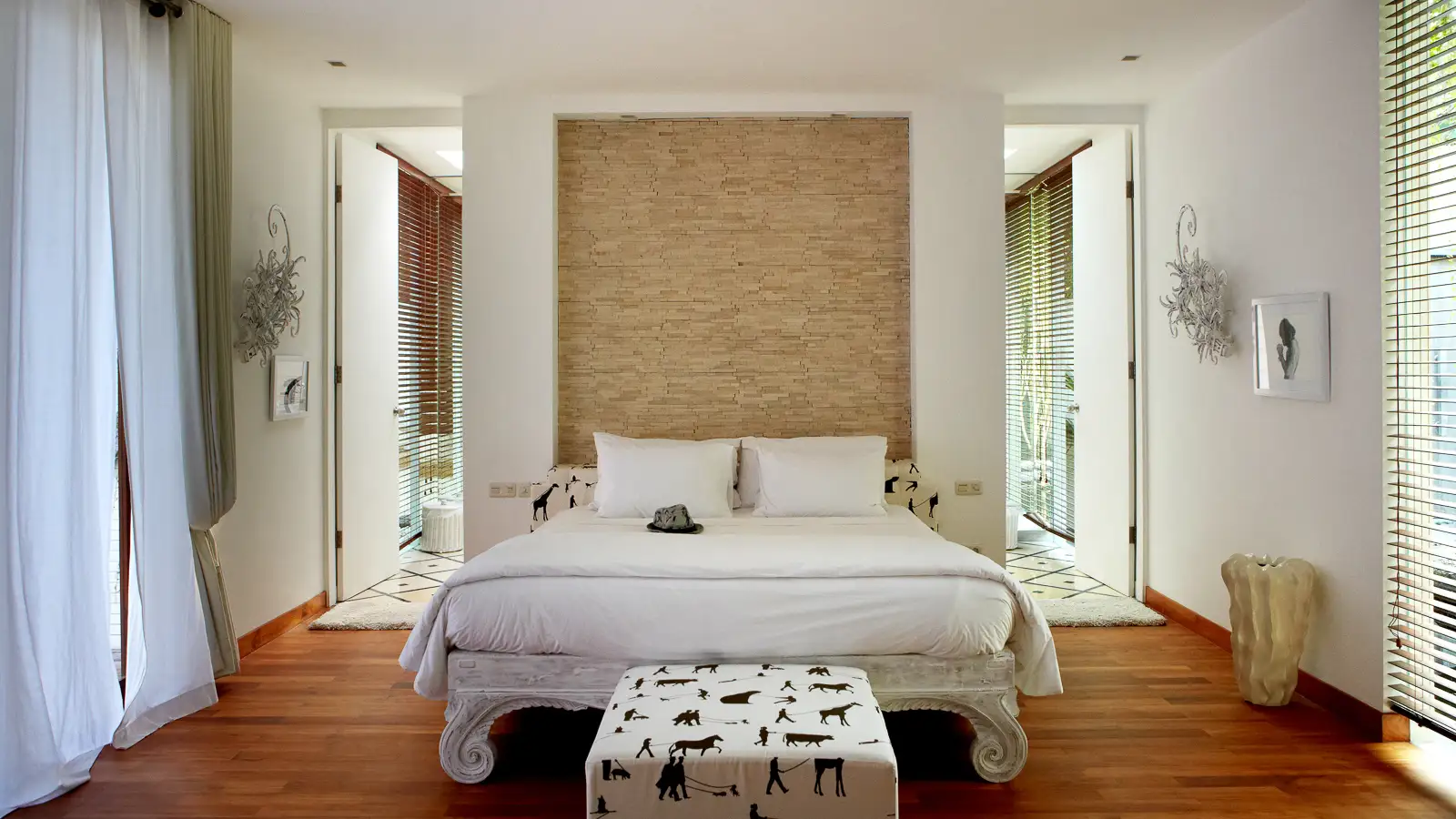 Luxury 6 Bedrooms in Canggu, Bali