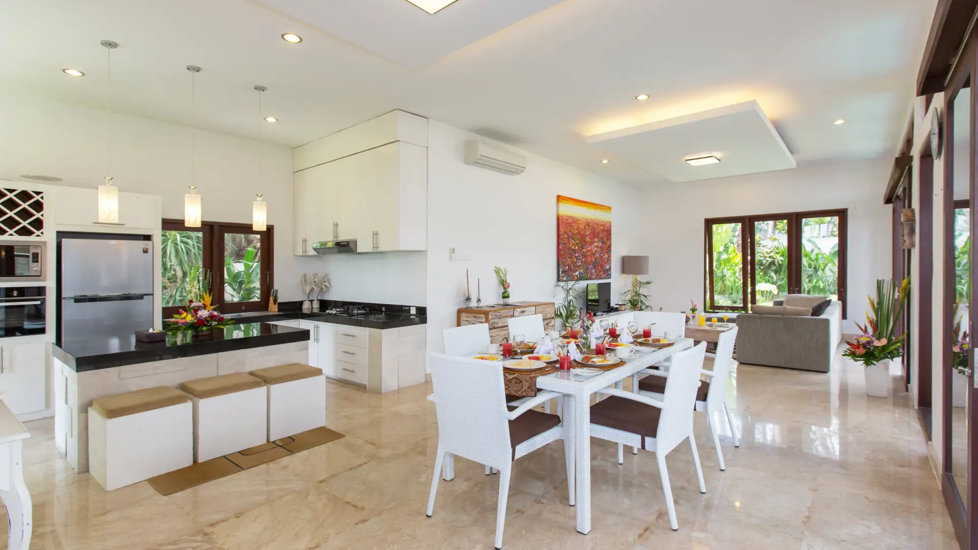 Serene Escape 3 Bedroom near Canggu Club