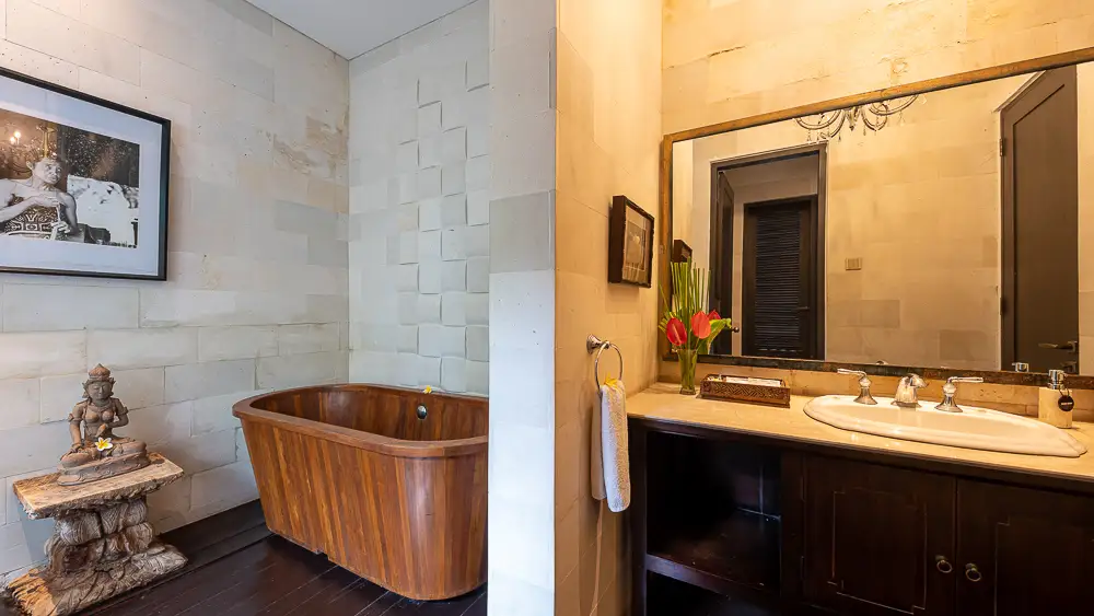 Unique 4BR Luxury Villa in Canggu