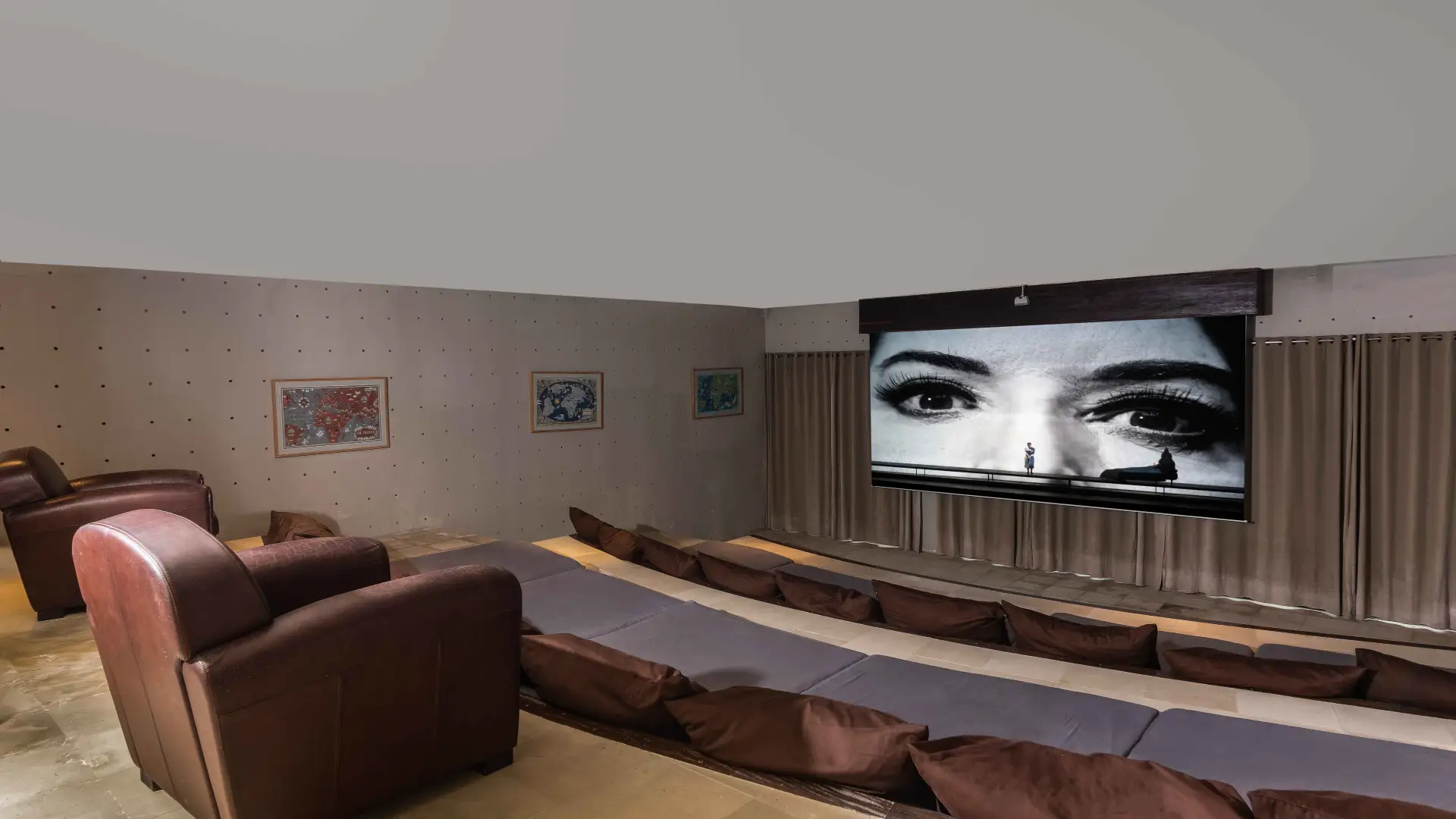 Theatre - Villa Mary