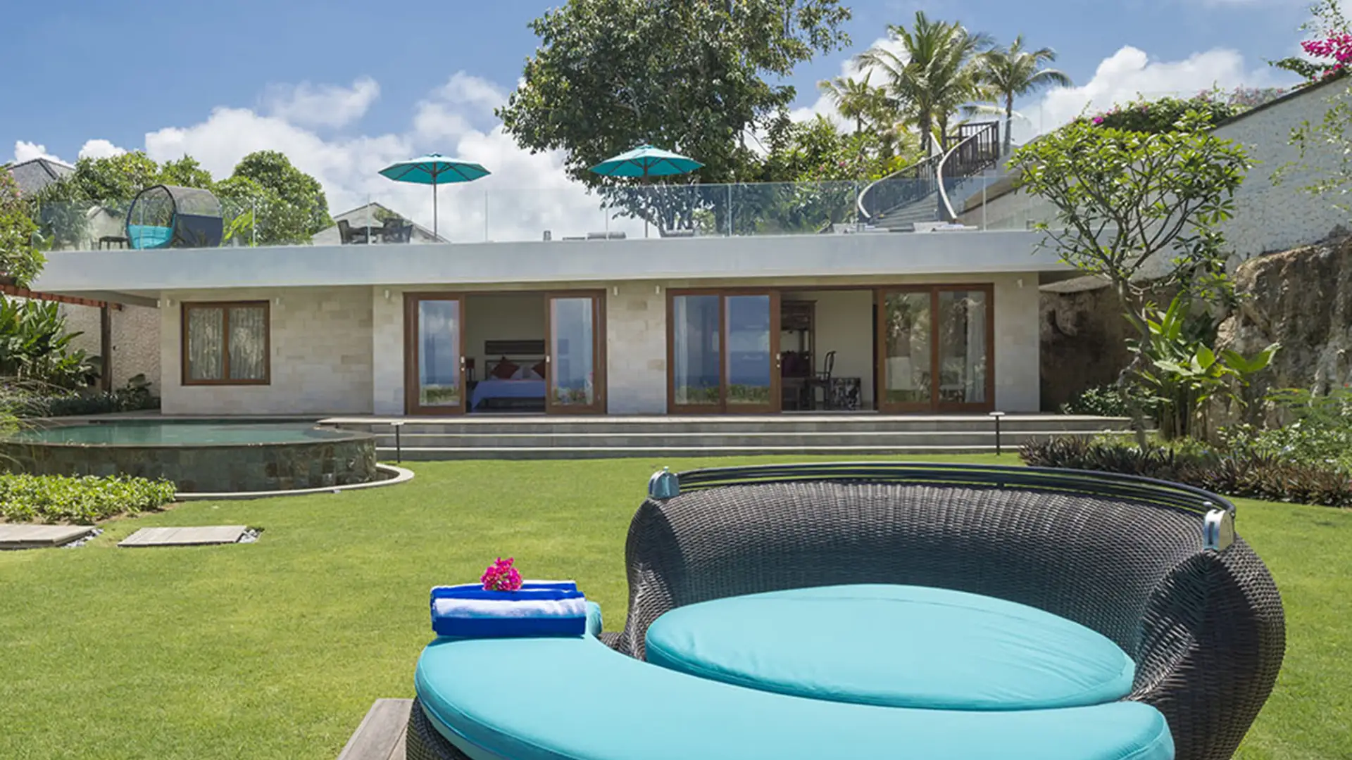 5BR Ocean View Villa in the South of Bali