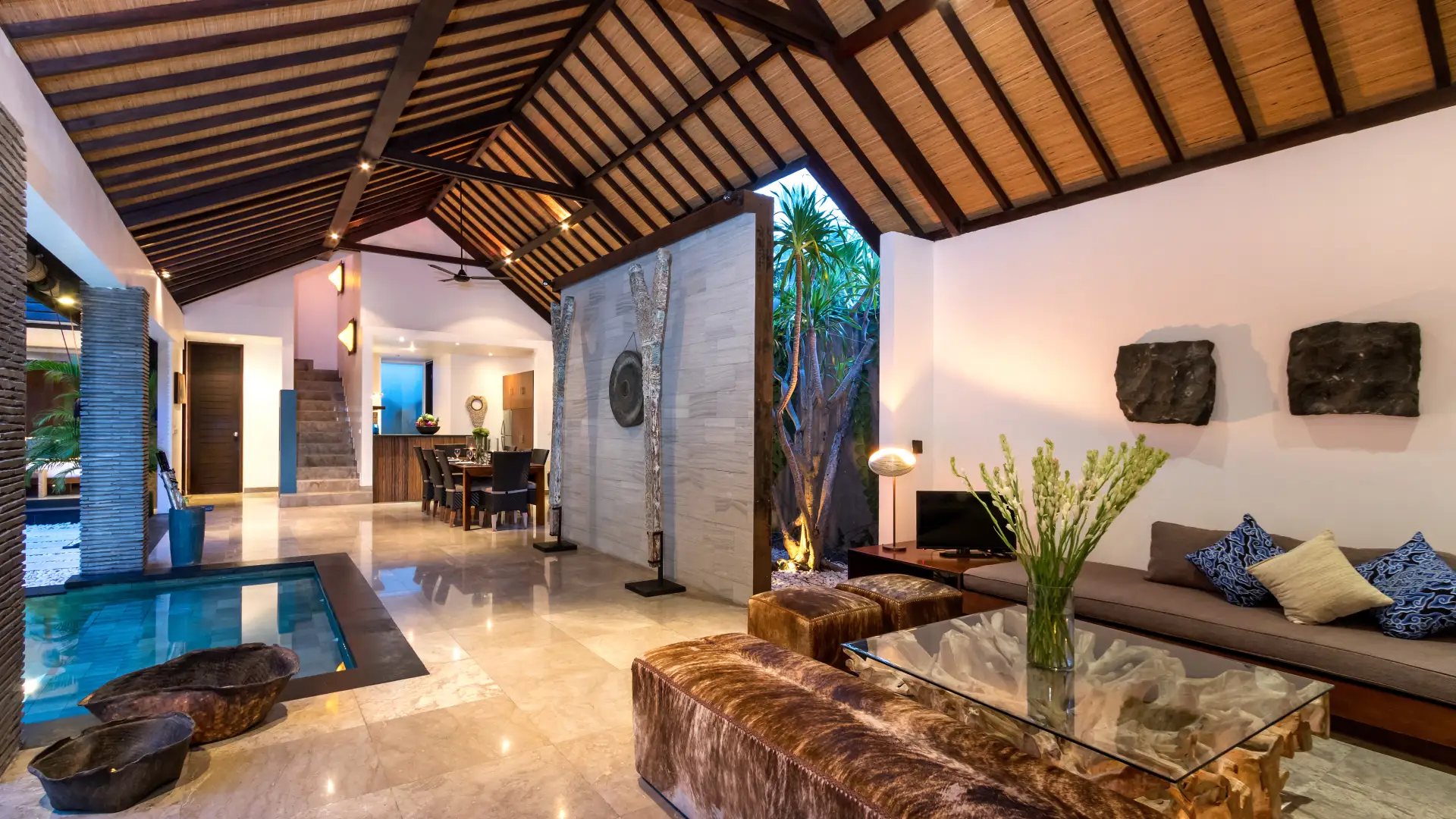  10 BR Close to Eat Street in Seminyak