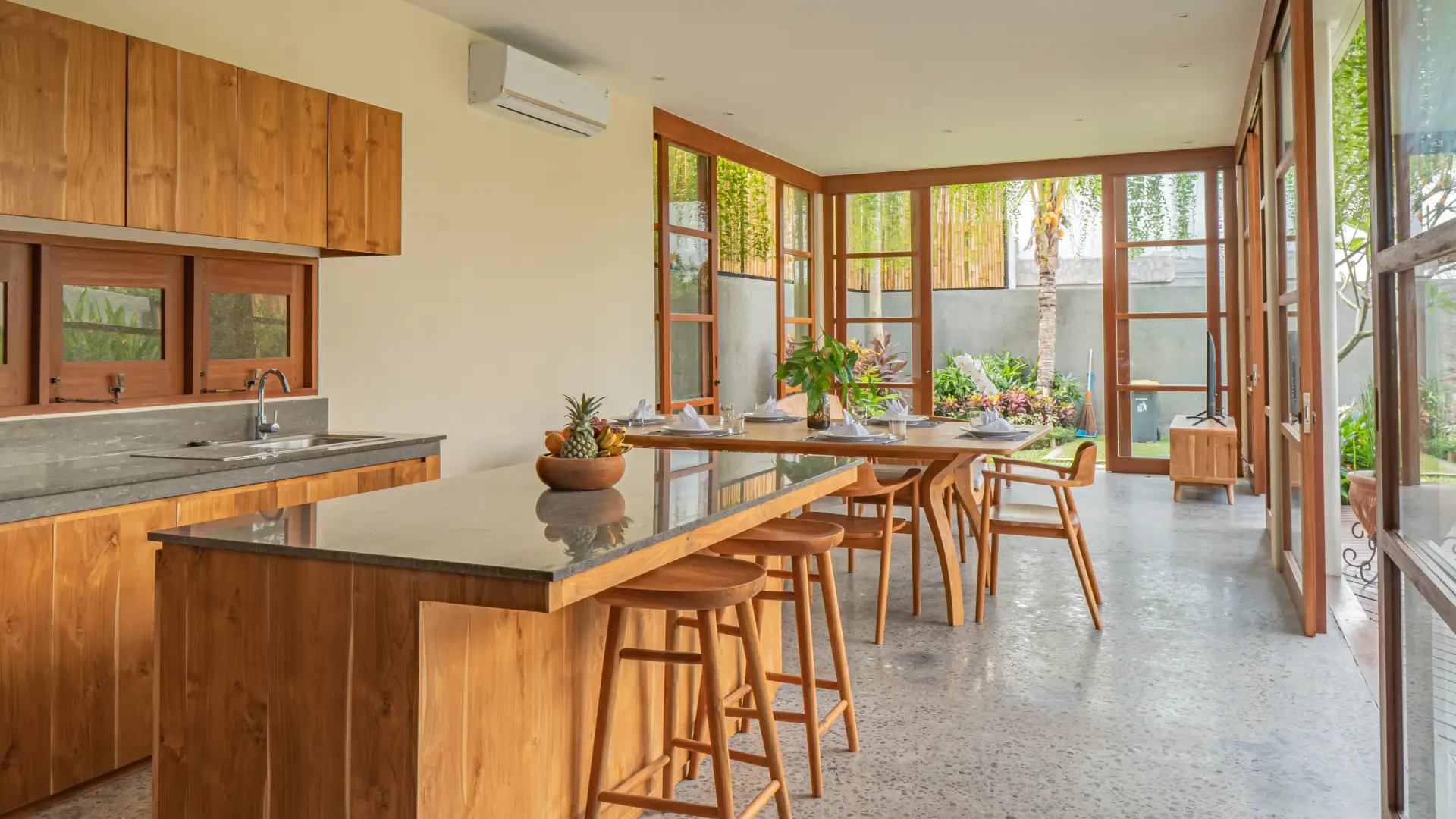 3 BR Serene Paradise in Canggu
