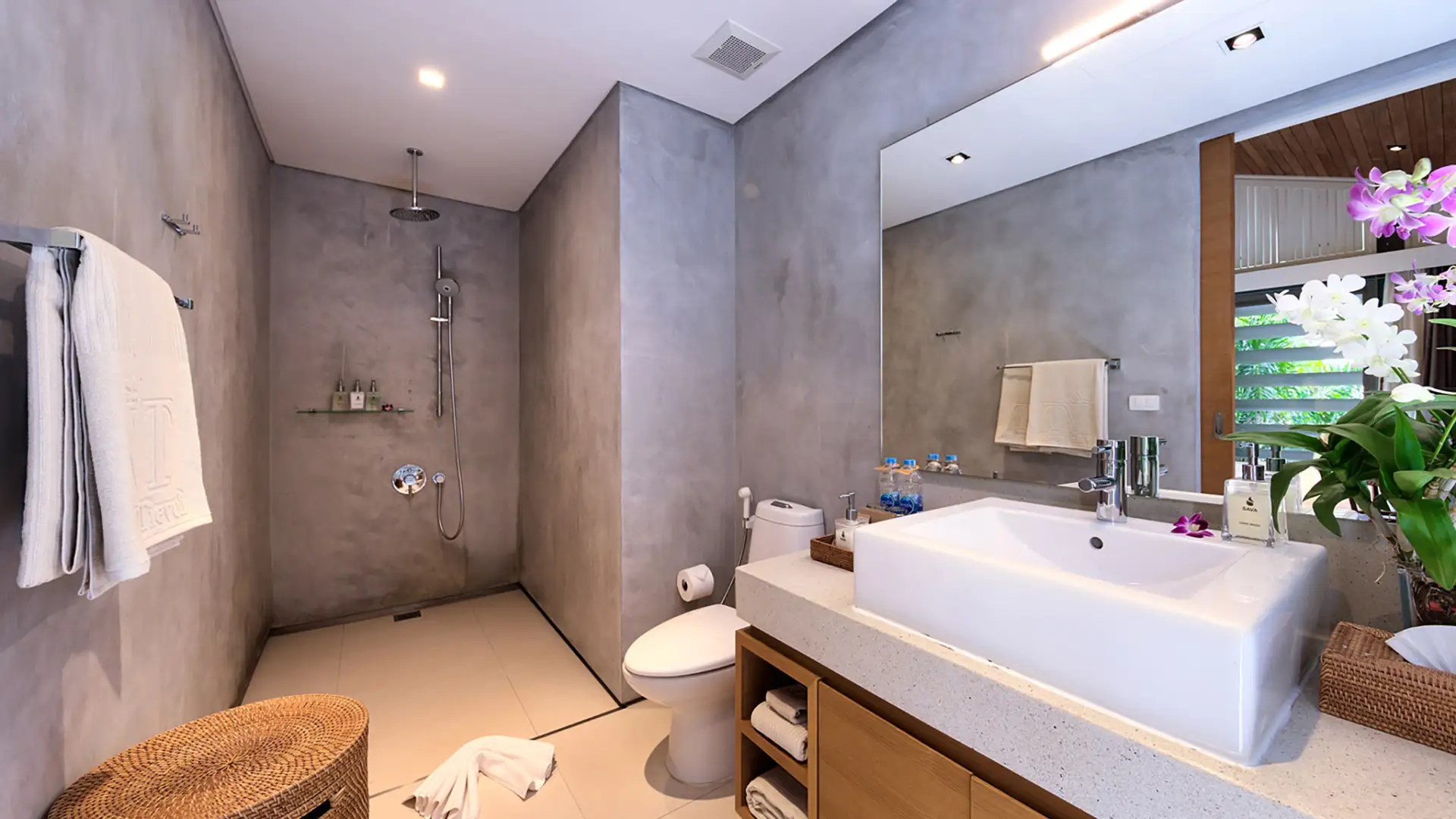 Bathroom - Villa Tievoli