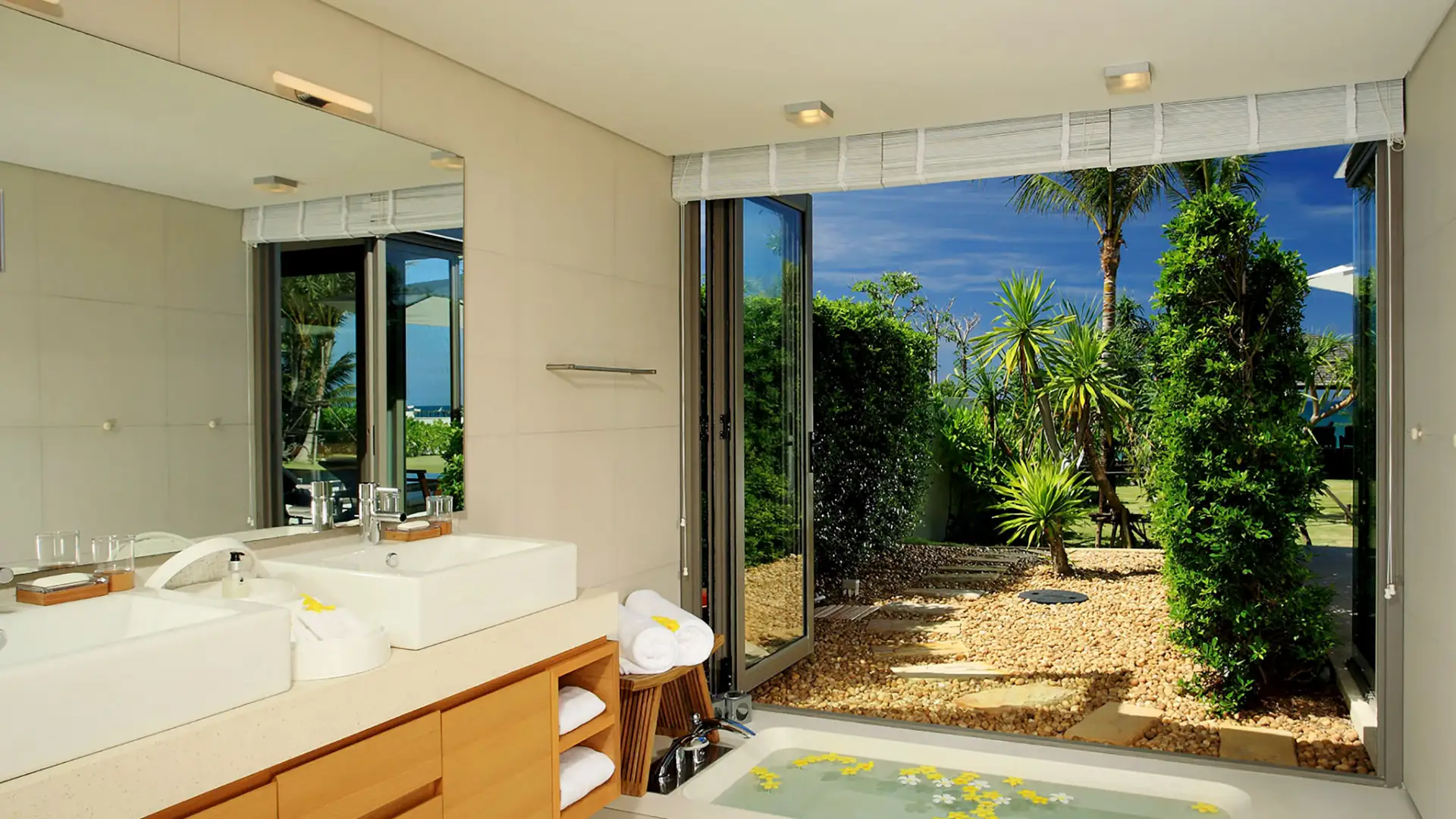 Bathroom - Villa Malee Sai