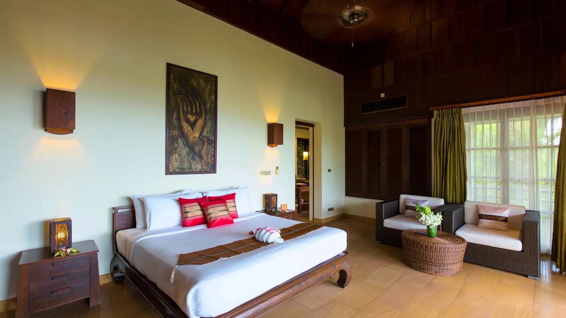 Baan Kinare 5 Bedroom - Beach Villa Phuket Thailand