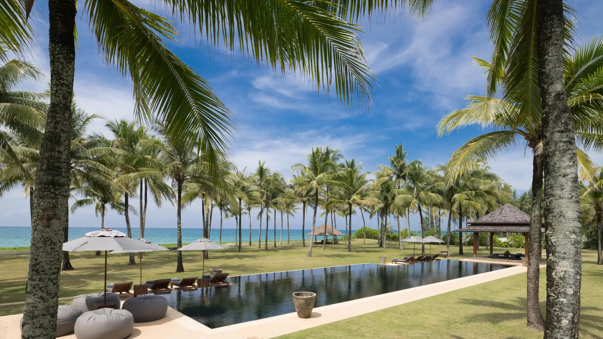 Beachfront 7 BR Villa in Phuket - Villa Ananda