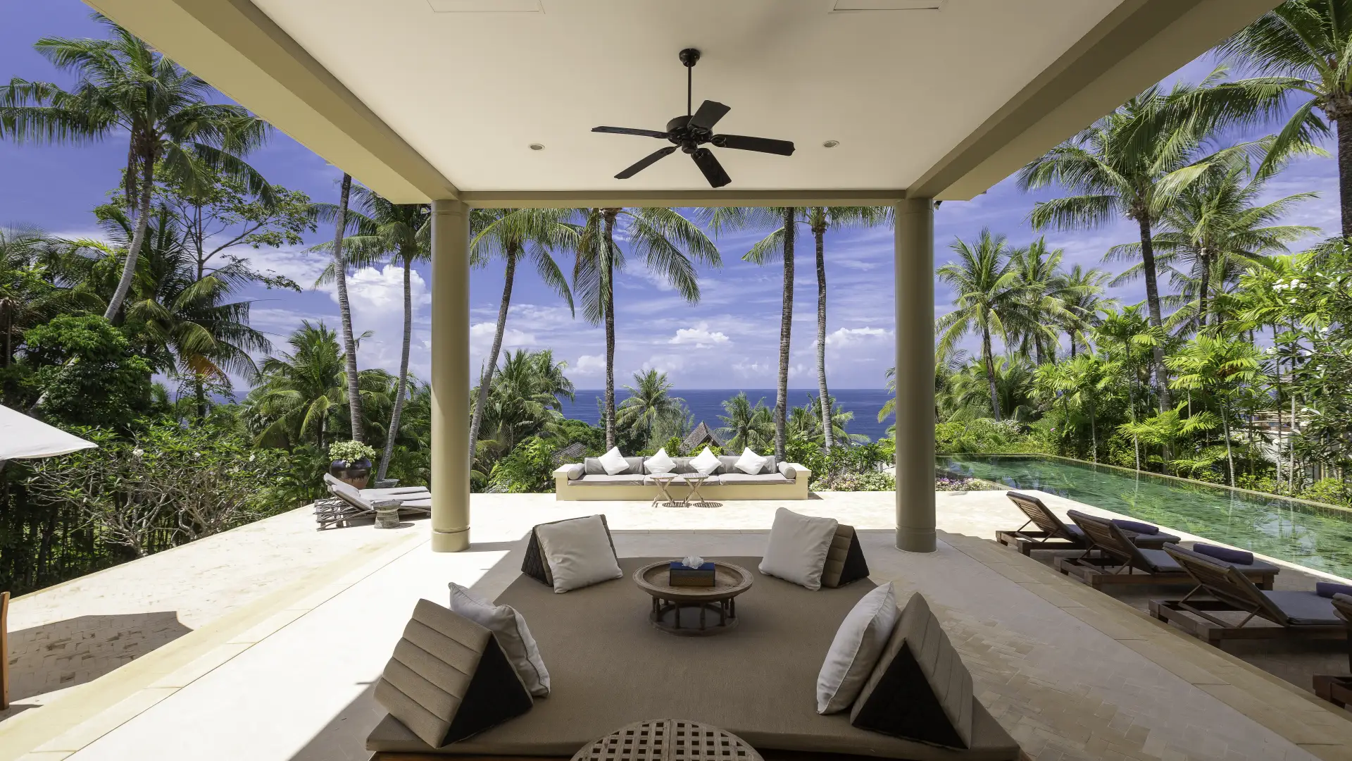 Clifftop 5-Bedroom Villa With A Pool In Phuket - Villa Praison