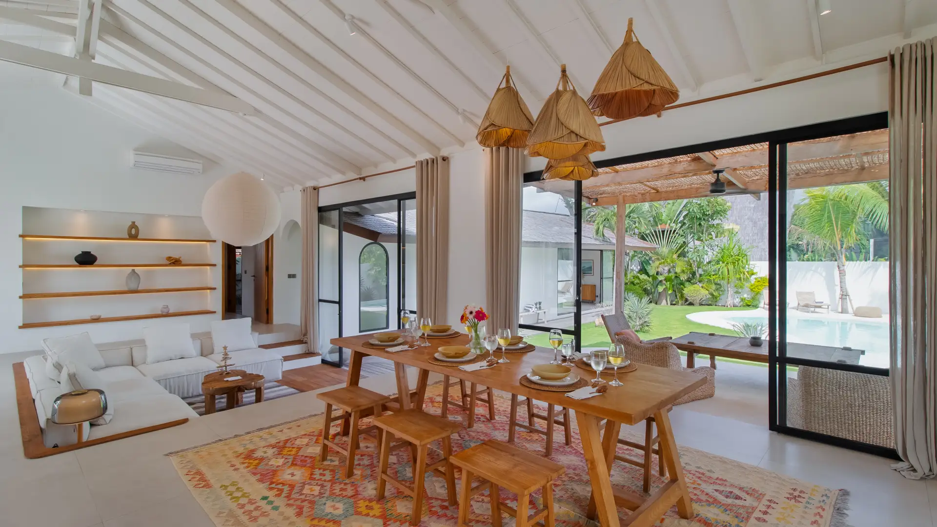 Mediterranean-Inspired 3 BR Villa in Pererenan - Villa Panas Sekali