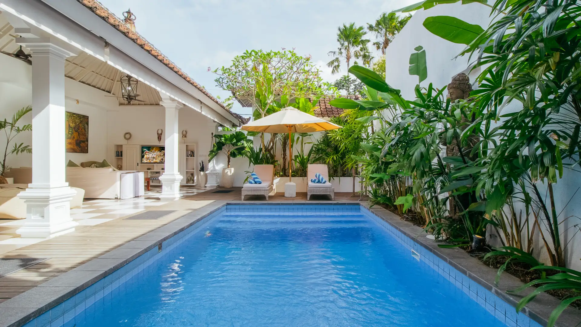 Swimming Pool - Villa Kailysa Indah