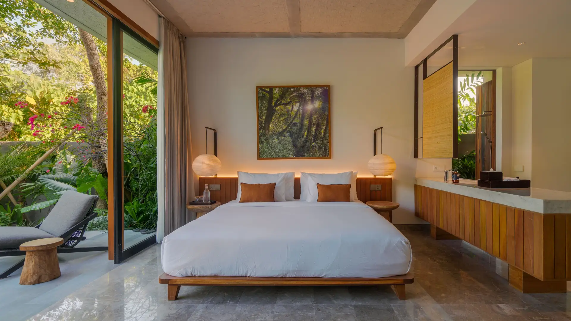 Elegant 7BR Japanese-Inspired Villa Near Pererenan