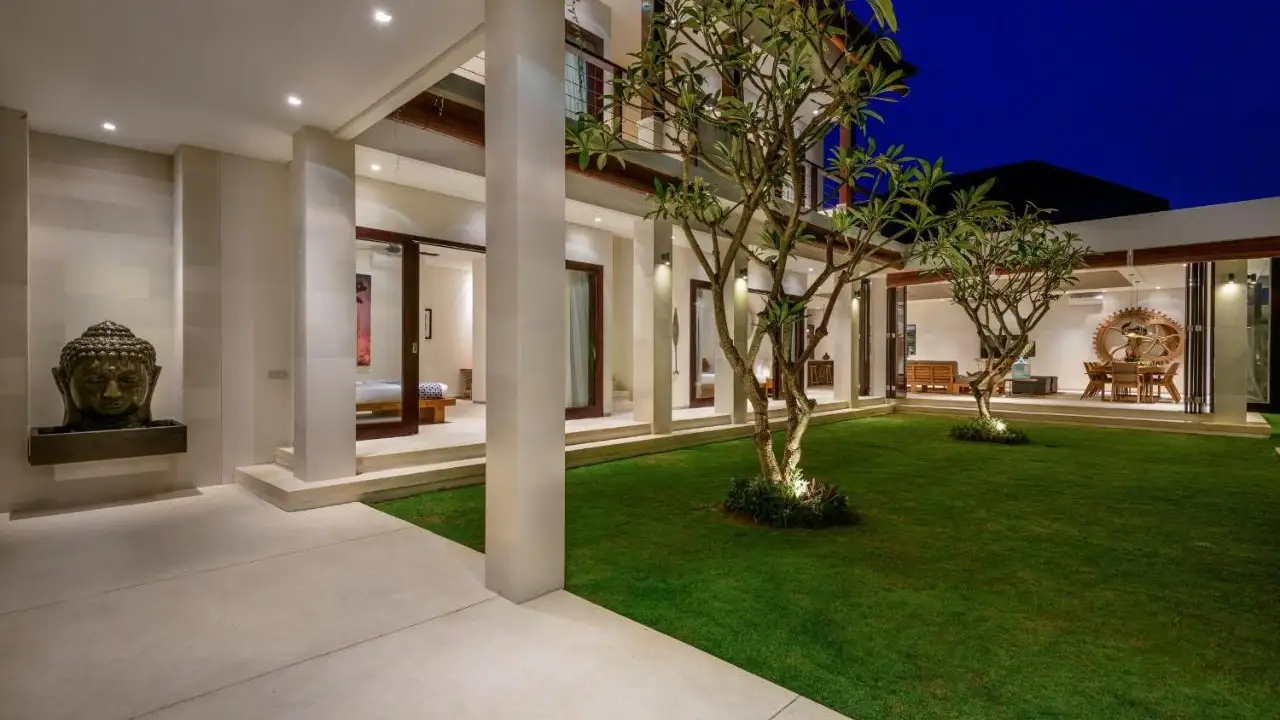 Garden View - The Maya