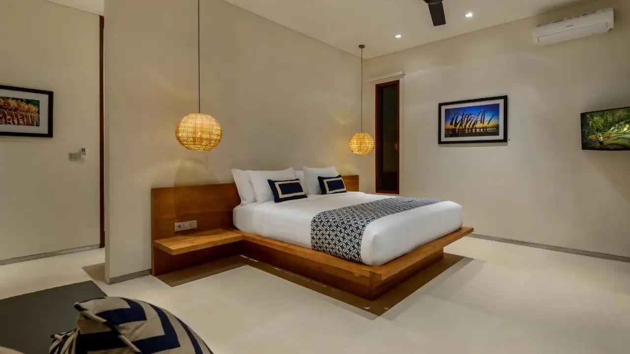 Bedroom - The Maya
