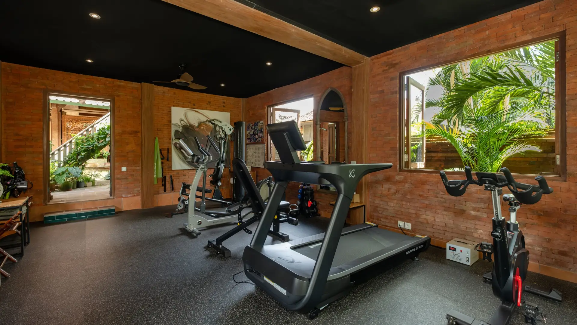 4BR Luxurious Traditional Home in Heart of Ubud