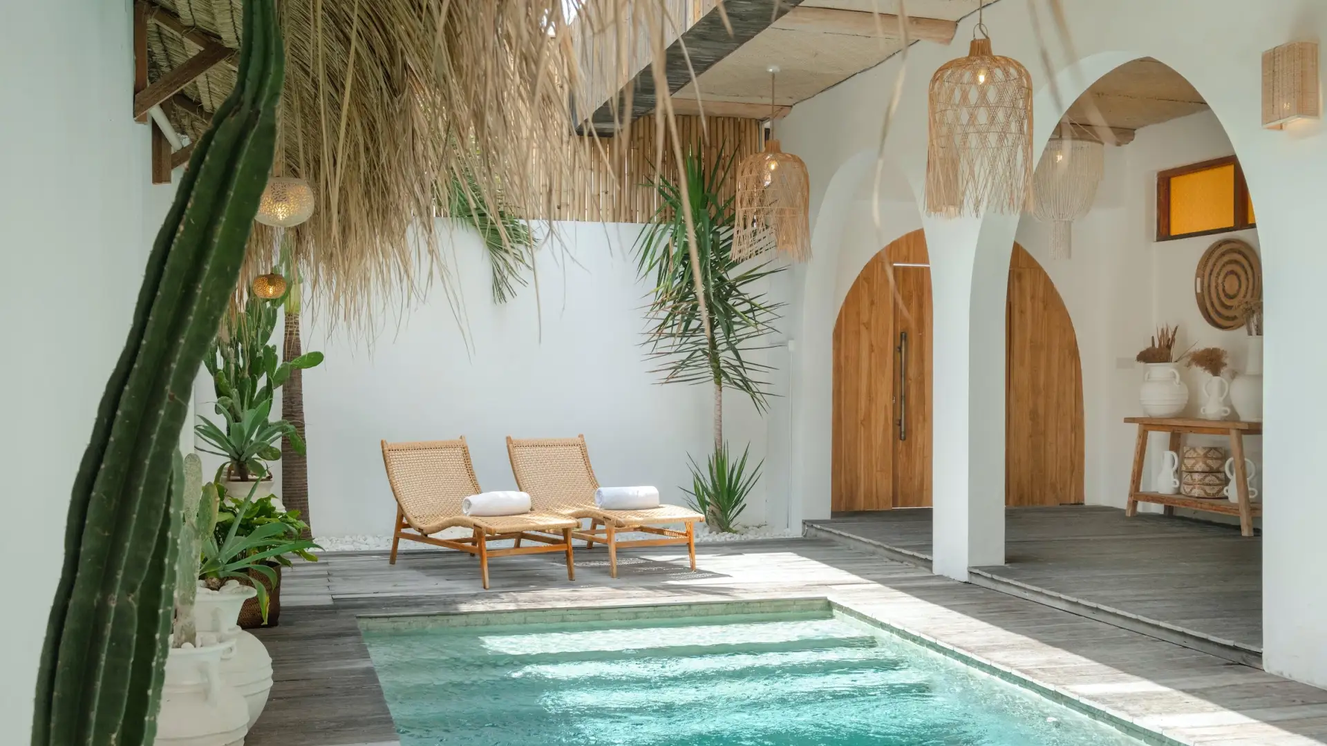 Contemporary and Minimalist 3-Bedroom in Canggu