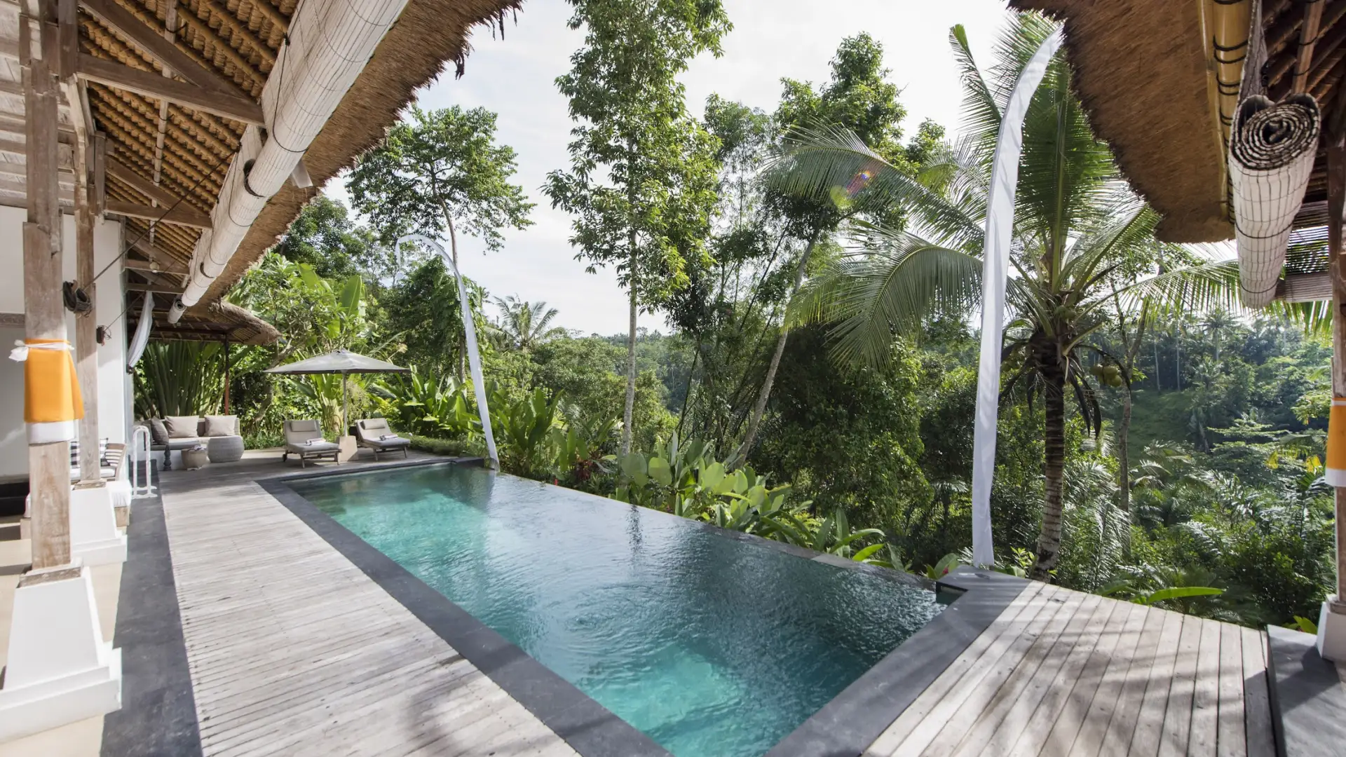 Secluded Honeymoon Escape with Jungle View 