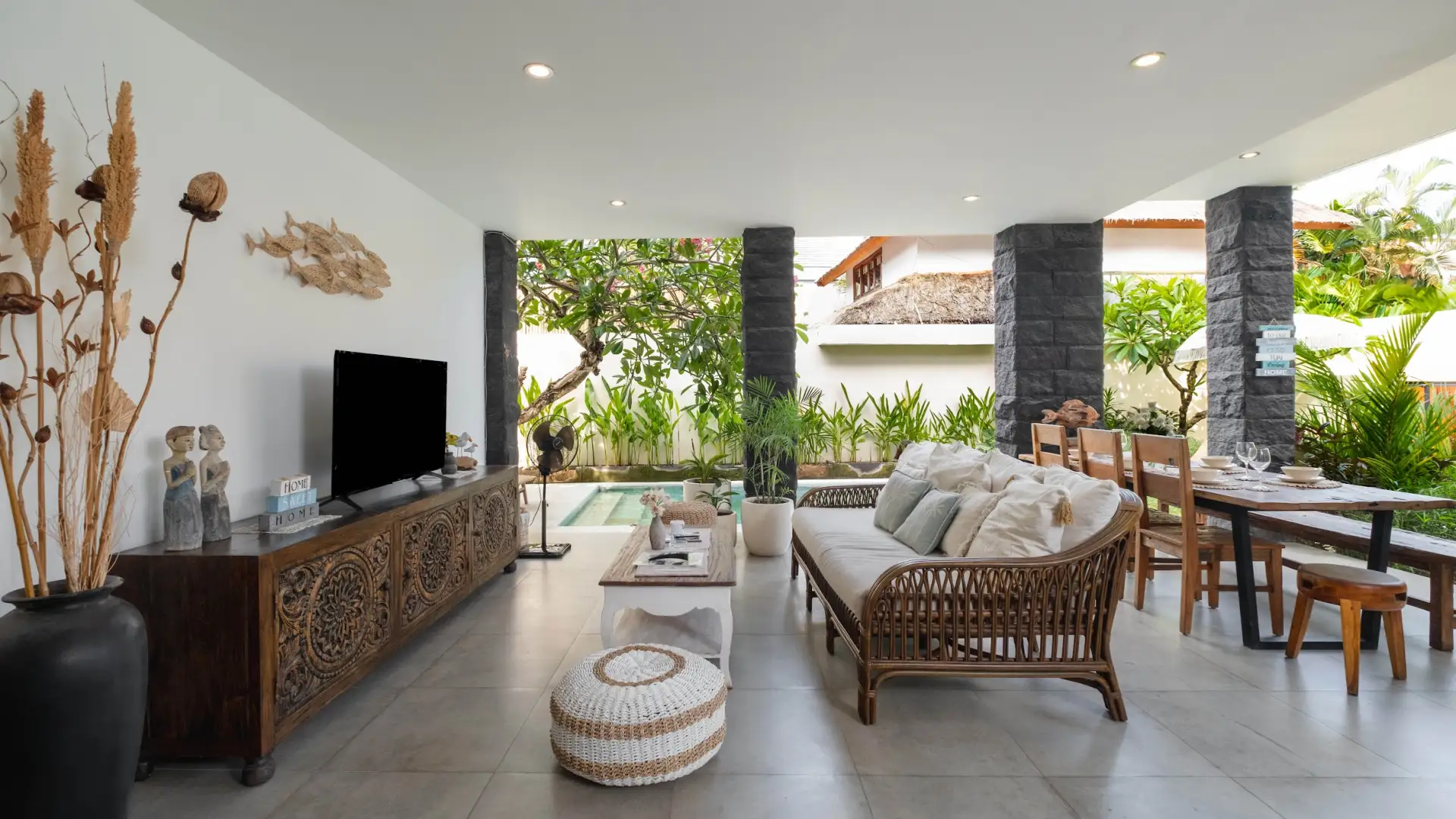 Modern 3-Bedroom Villa with Private Pool