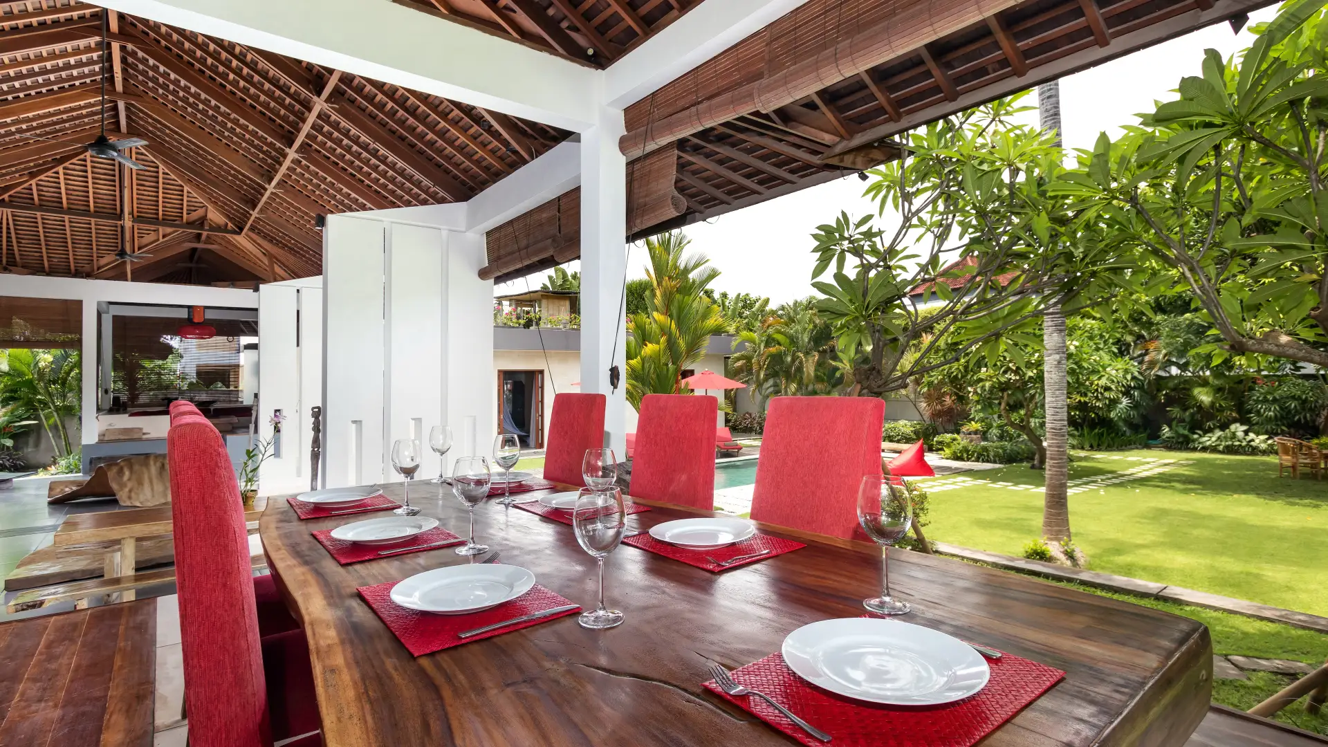 Luxurious 5 bedroom villa Seminyak