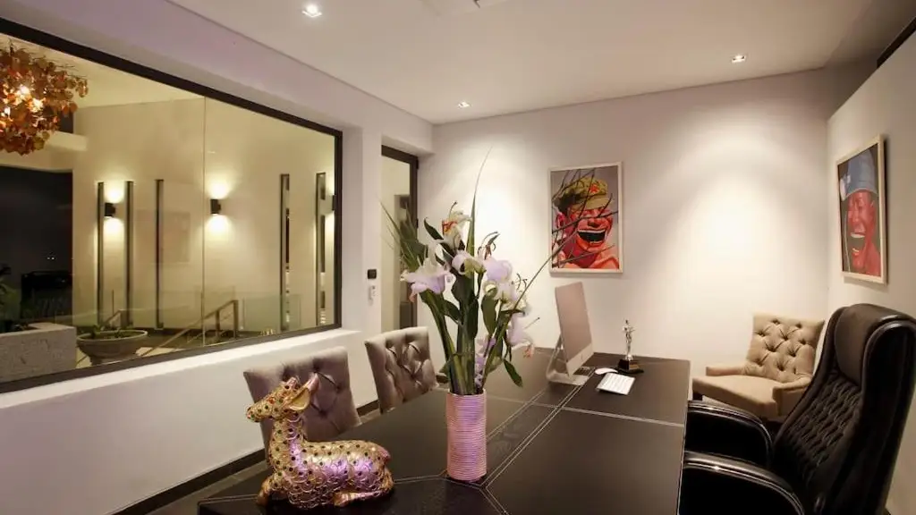 8 Bedroom Luxury Villa in Phuket