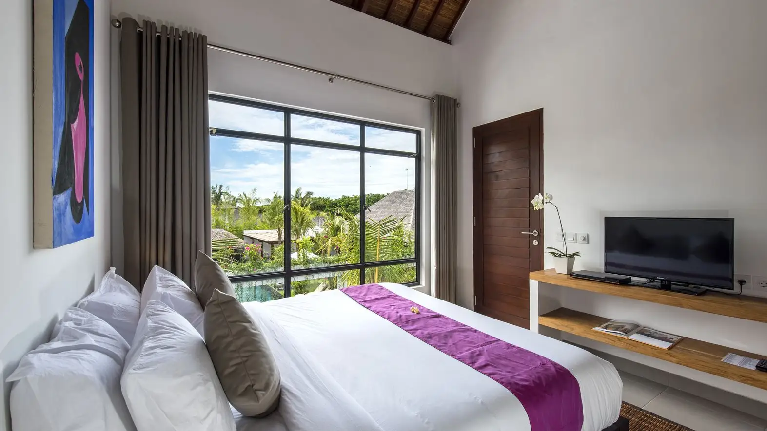 Peaceful 10 bedroom Villa in Seminyak