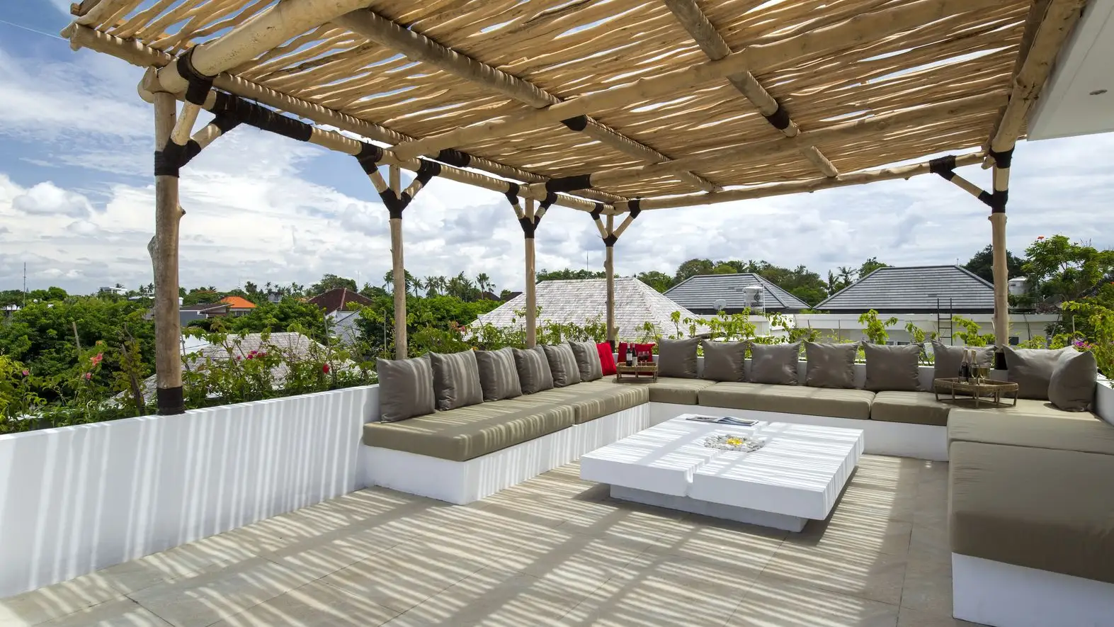 Peaceful 10 bedroom Villa in Seminyak