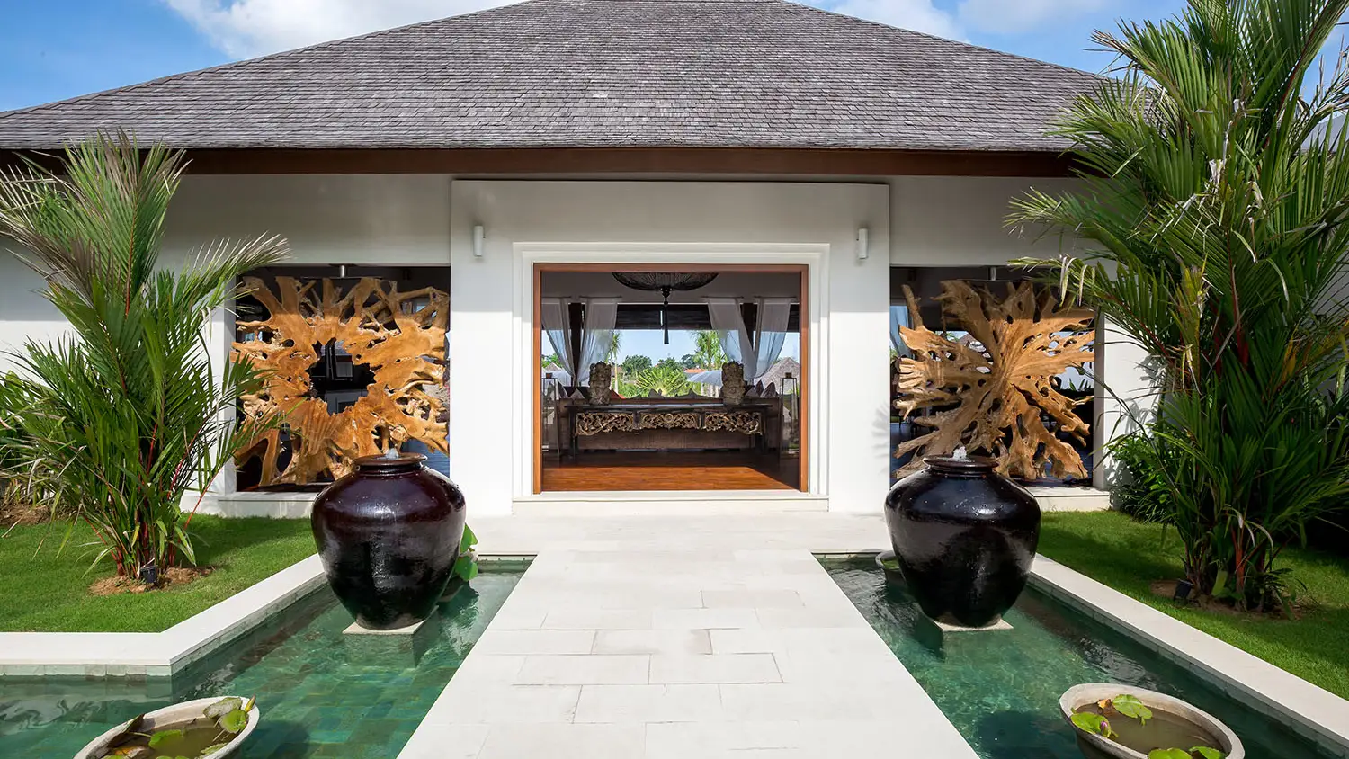 Beautiful 6 Bedroom Villa in Bumbak
