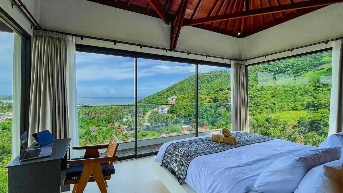 2 BR Beachfront Villa in Lombok