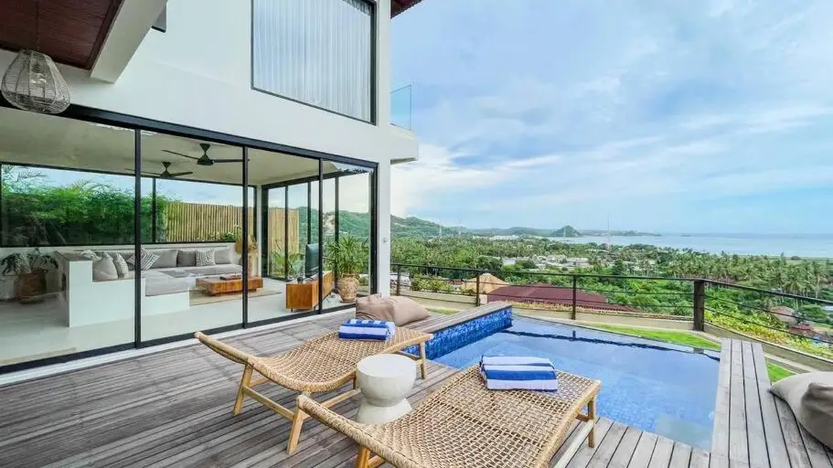 2 BR Beachfront Villa in Lombok