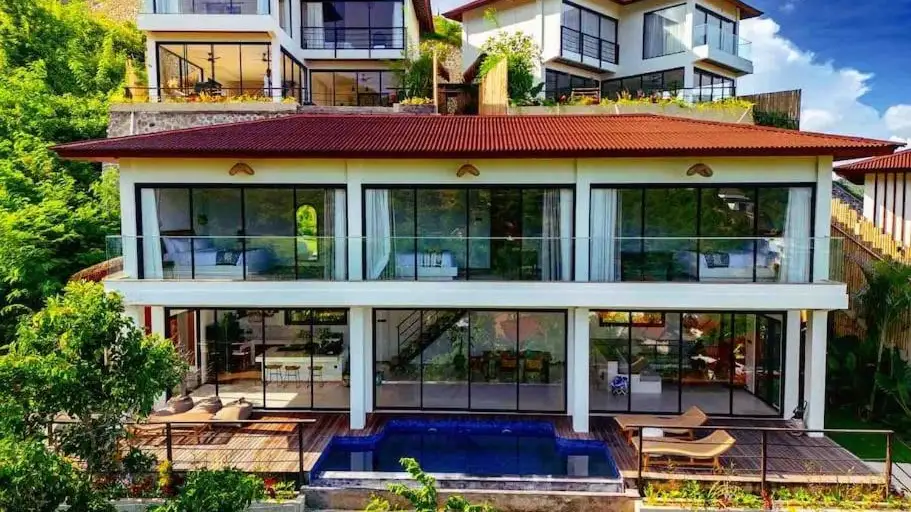 3 BR Beautiful Ocean View