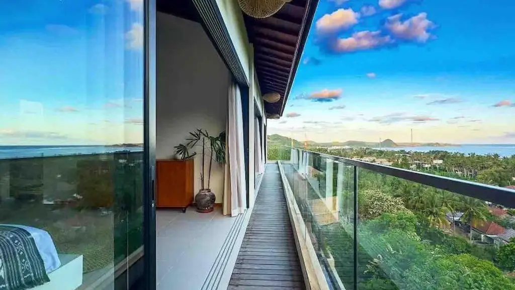 3 BR Beautiful Ocean View