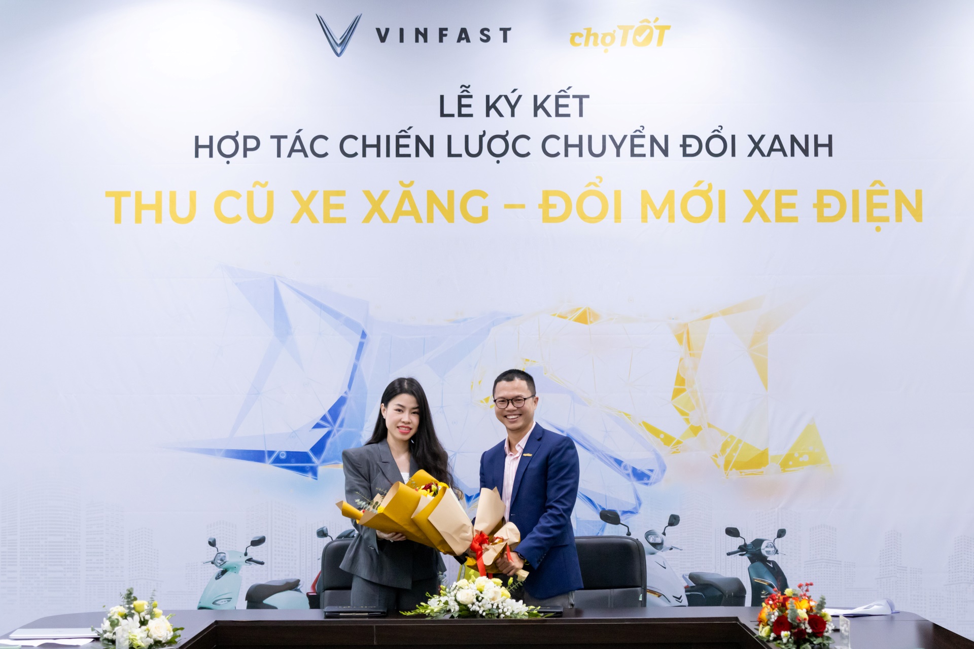 VINFAST HỢP TÁC CÙNG CHỢ TỐT THU CŨ XE MÁY XĂNG - ĐỔI MỚI XE MÁY ĐIỆN