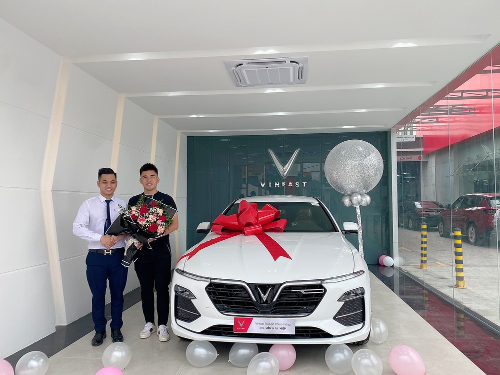 Nên mua ô tô ở đâu
