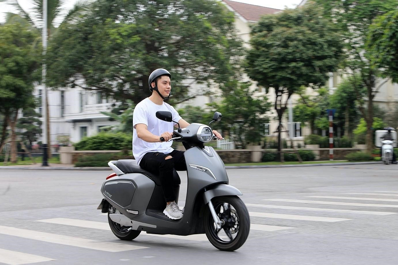 Sử dụng mũ bảo hiểm sẽ bảo vệ bạn tốt hơn khi có vấn đề phát sinh (Nguồn:.vtc.vn)