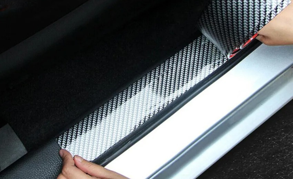 Ốp bậc lên xuống ô tô thuộc top những phụ kiện ngoại thất xe ô tô
