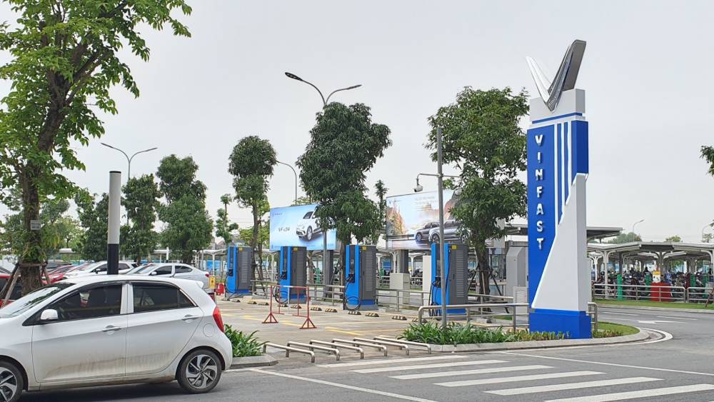 Trạm sạc ô tô VinFast Nam Định