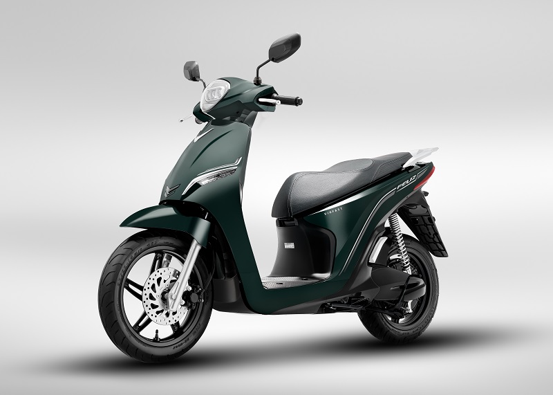 Xanh rêu đang là xu hướng màu sắc trong làng thời trang thế giới