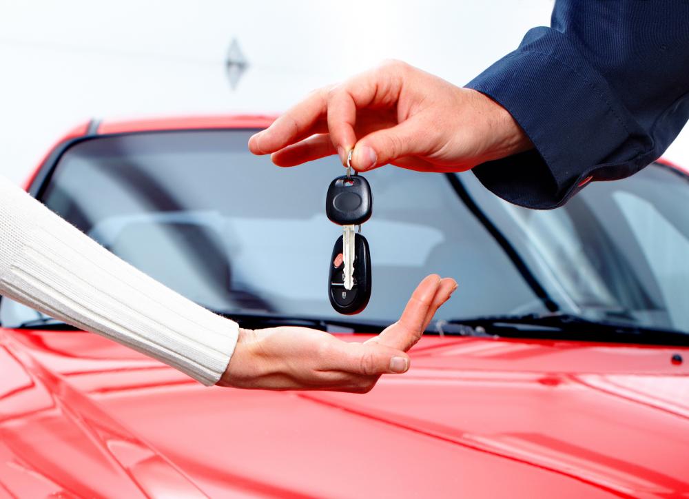 Có nên mua oto trả góp không