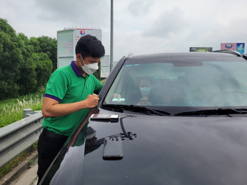 Lắp đặt thẻ thu phí không dừng Việt Nam