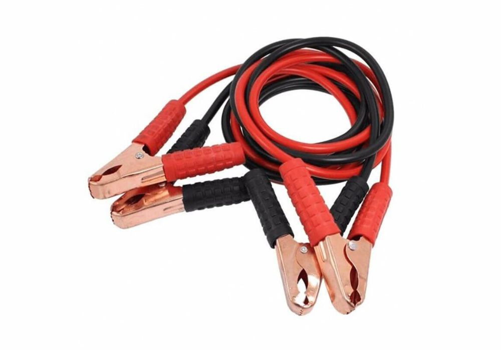 Dây câu điện trong bộ cứu hộ ô tô hỗ trợ xe khi hết điện