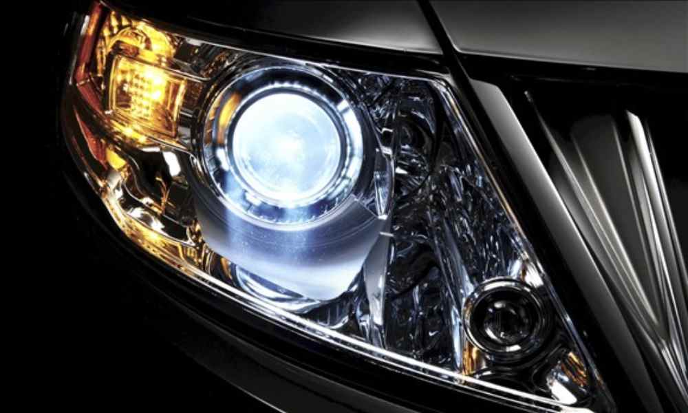 vnecu.com CÁCH PHÂN BIỆT ĐÈN XENON VÀ LED SỬ DỤNG CHO XE Ô TÔ