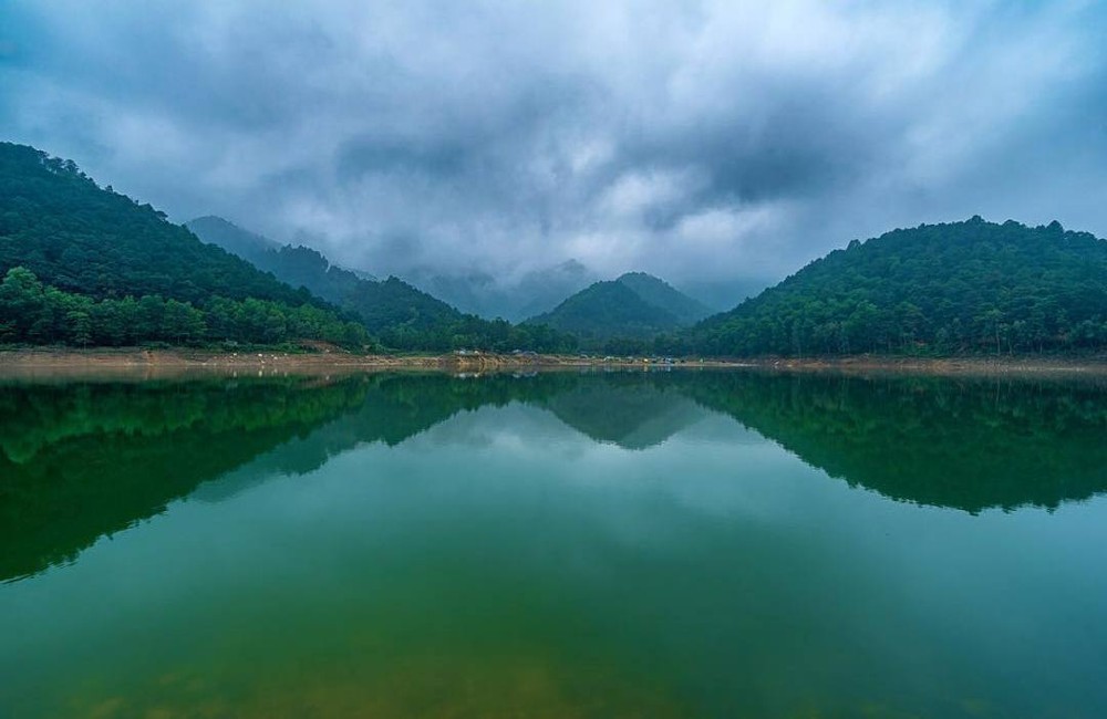 Địa điểm du lịch Núi Hàm Lợn gần Hà Nội không nên bỏ qua