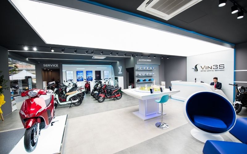 Giá pin xe máy điện VinFast Feliz, khách hàng mang xe VinFast Feliz tới showroom hoặc đại lý của VinFast gần nhất để được bảo hành chính hãng