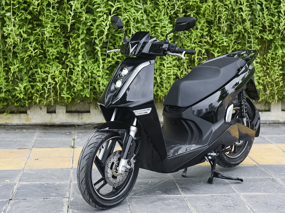 Các tính năng trên xe máy điện VinFast Theon S