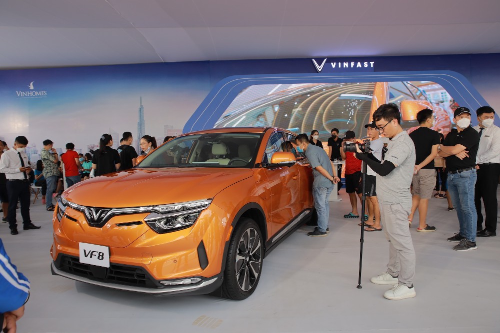 chiêm ngưỡng VF 8 tại sự kiện lái thử xe điện VinFast