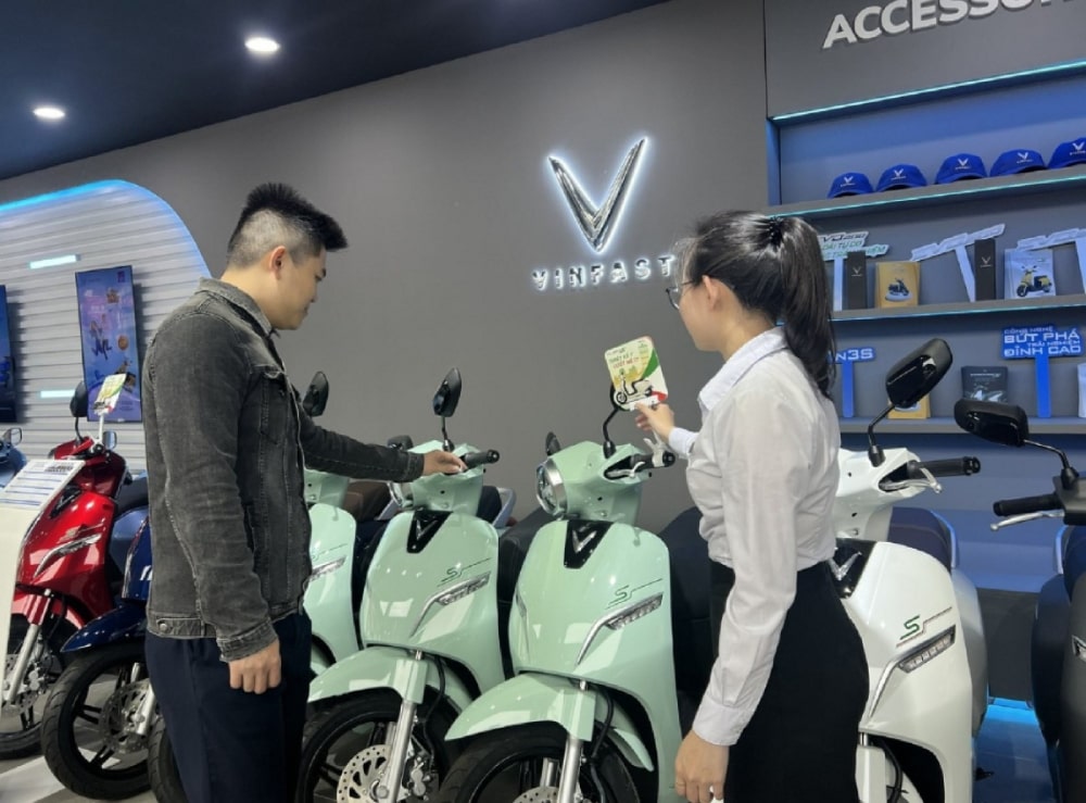 làm nhà phân phối vinfast