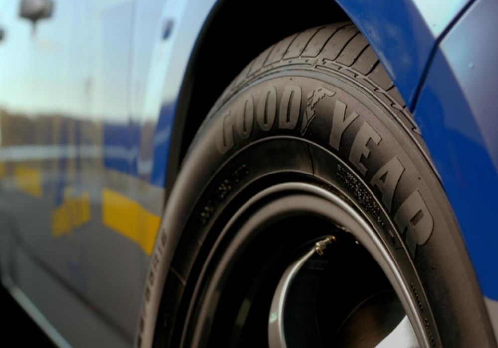 Hãng lốp xe ô tô Goodyear có khả năng bám đường tốt